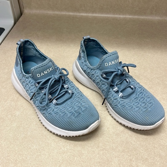 Danskin Shoes - Danskin women’s sneakers